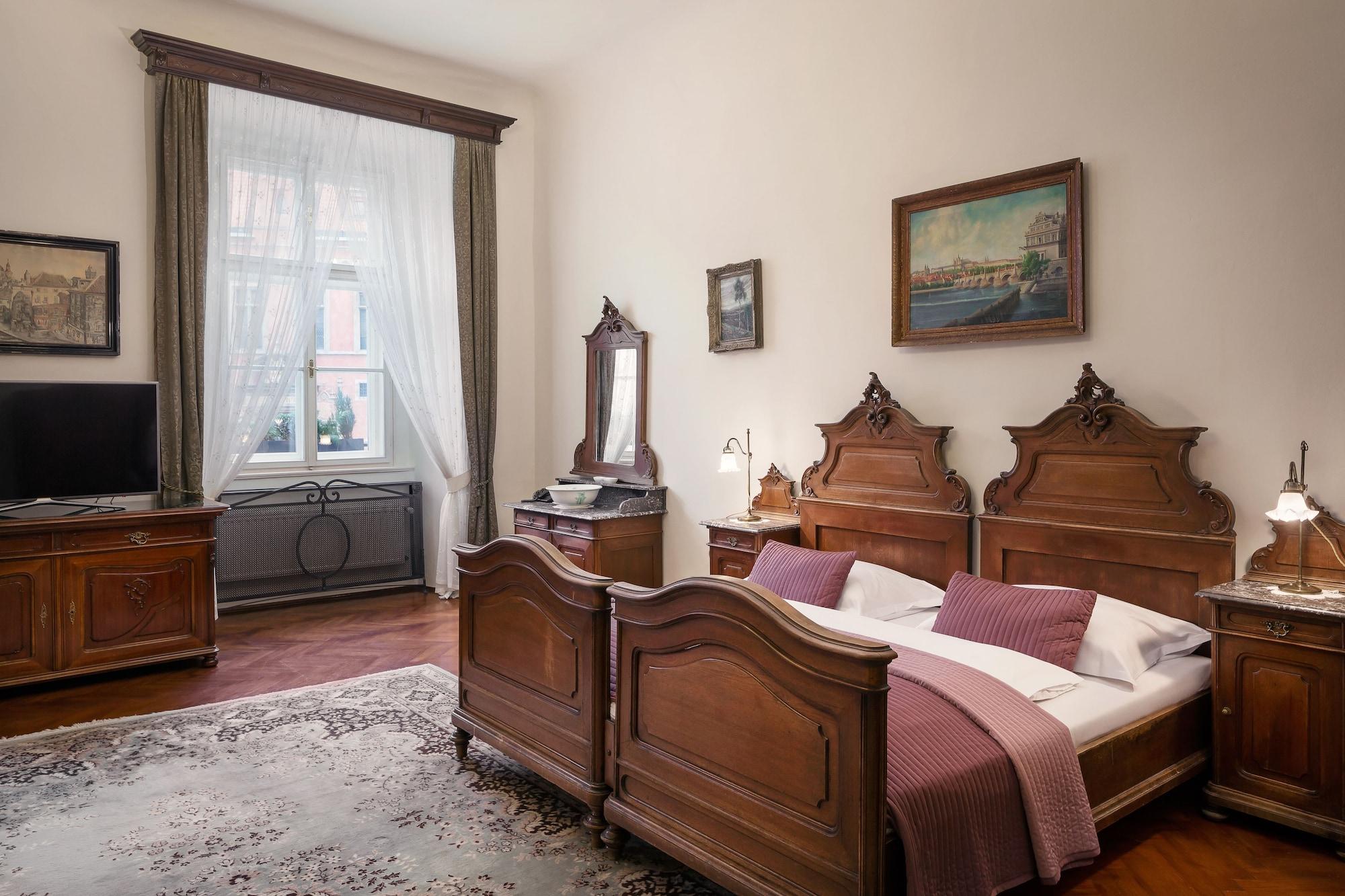 Grand Hotel Praha Exterior photo